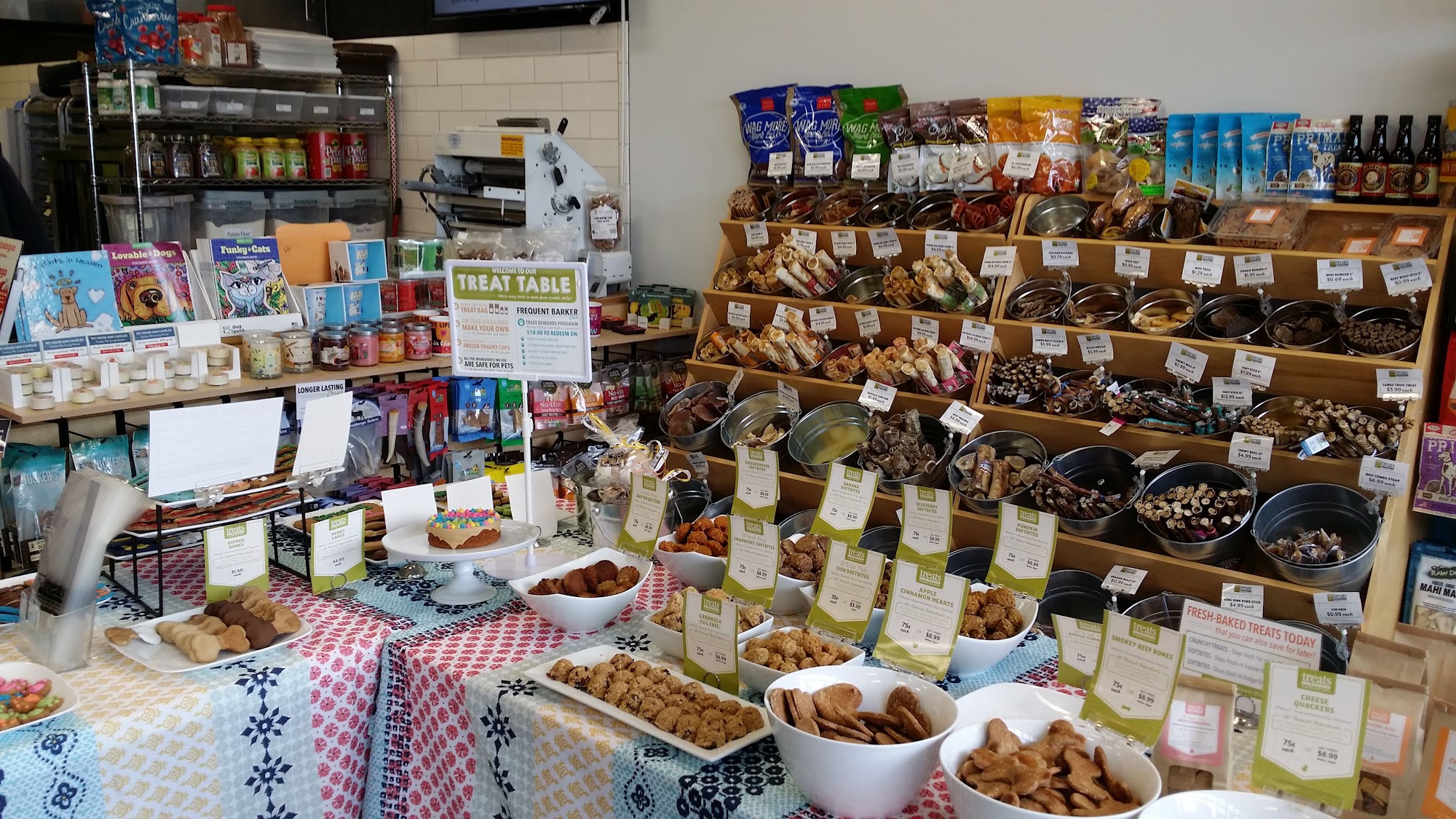 Treats Unleashed St. Louis