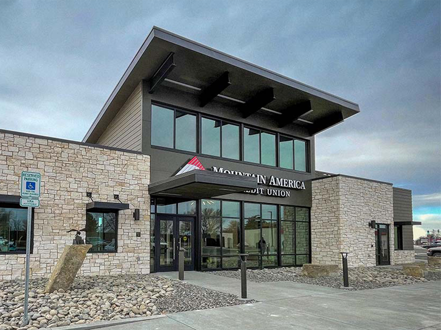 MOUNTAIN AMERICA CREDIT UNION - 875 Main St, Billings MT - Hours
