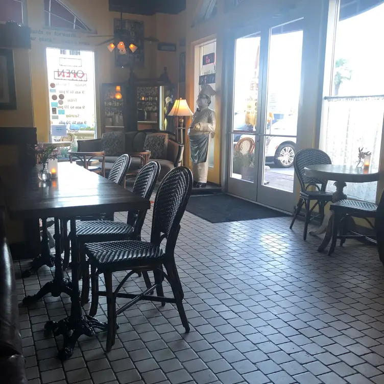Photo credit: opentable
