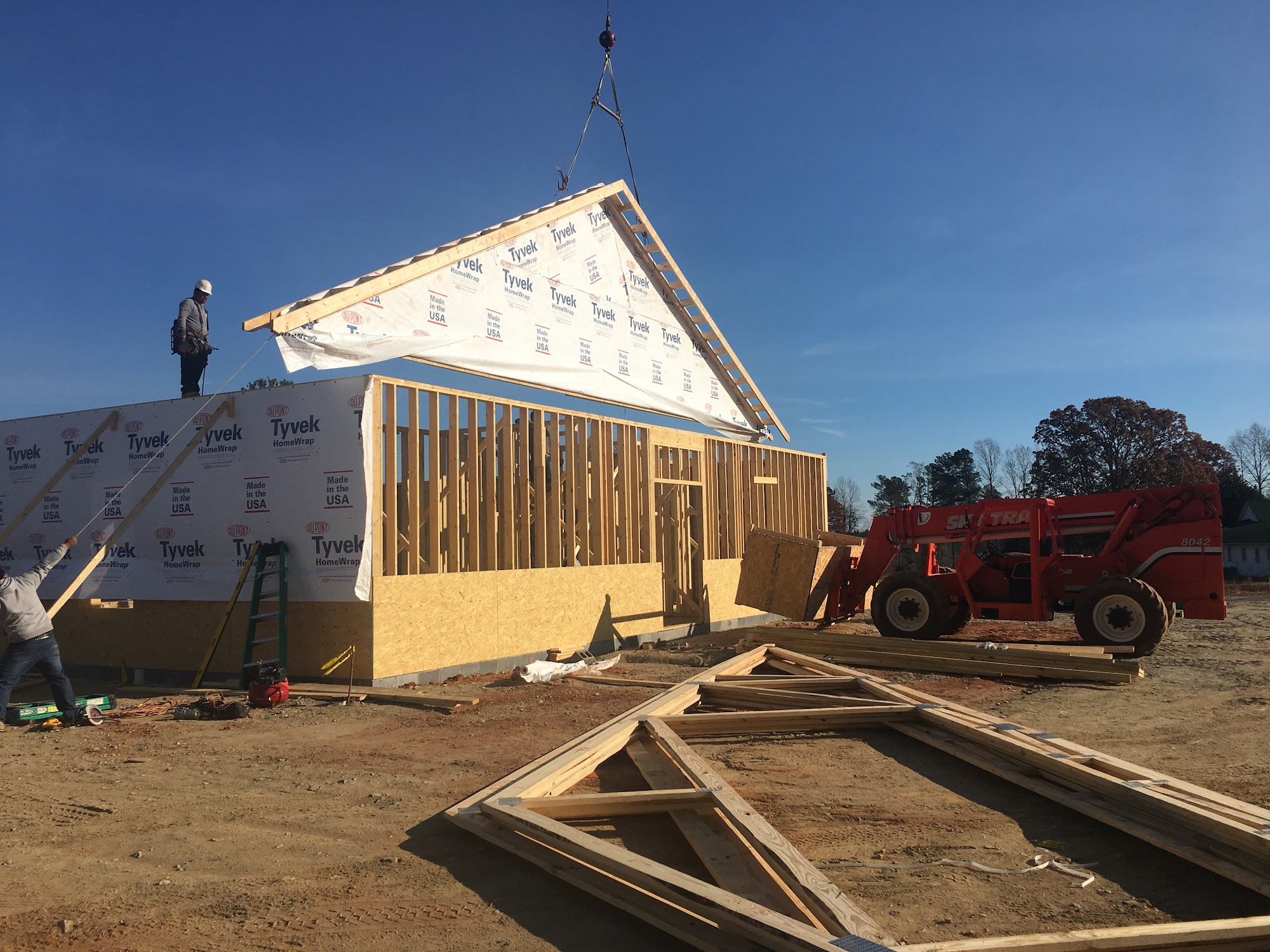 Michael Leonard Builders 102 W Nash St, Louisburg North Carolina 27549