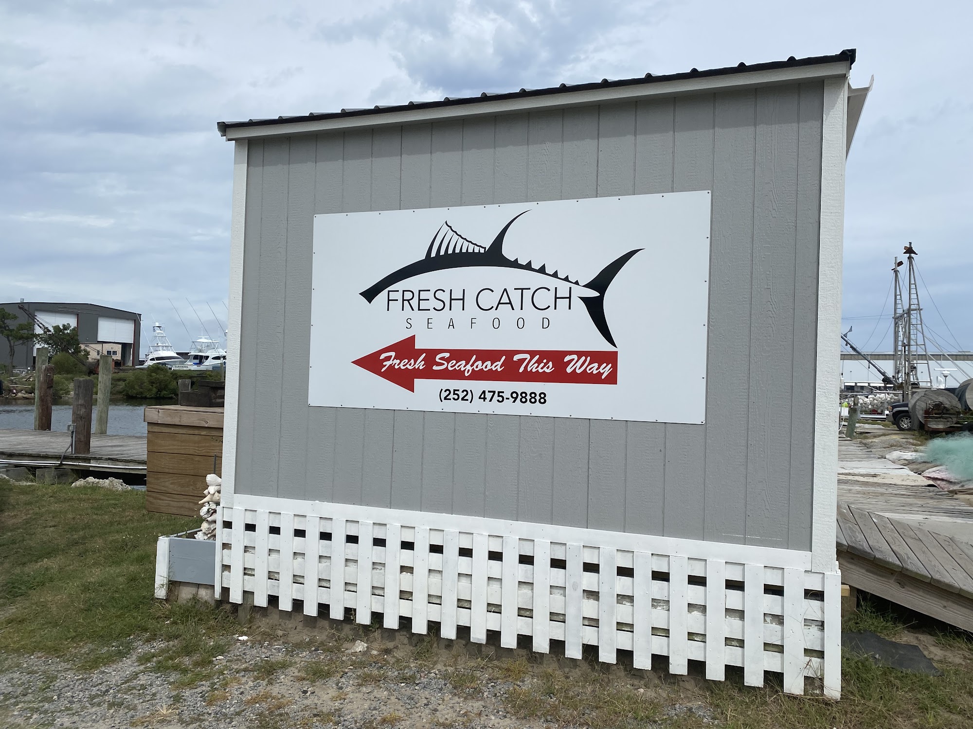 Fresh Catch Seafood Packaging and Retail 57 Harbor Rd, Wanchese North Carolina 27981