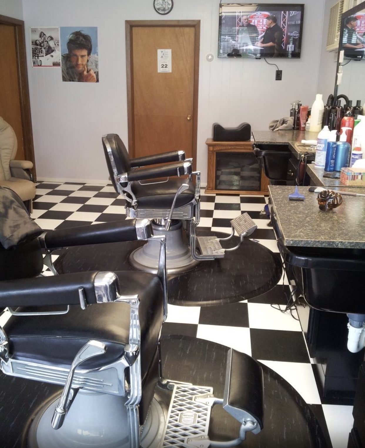 Patino's Barbershop
