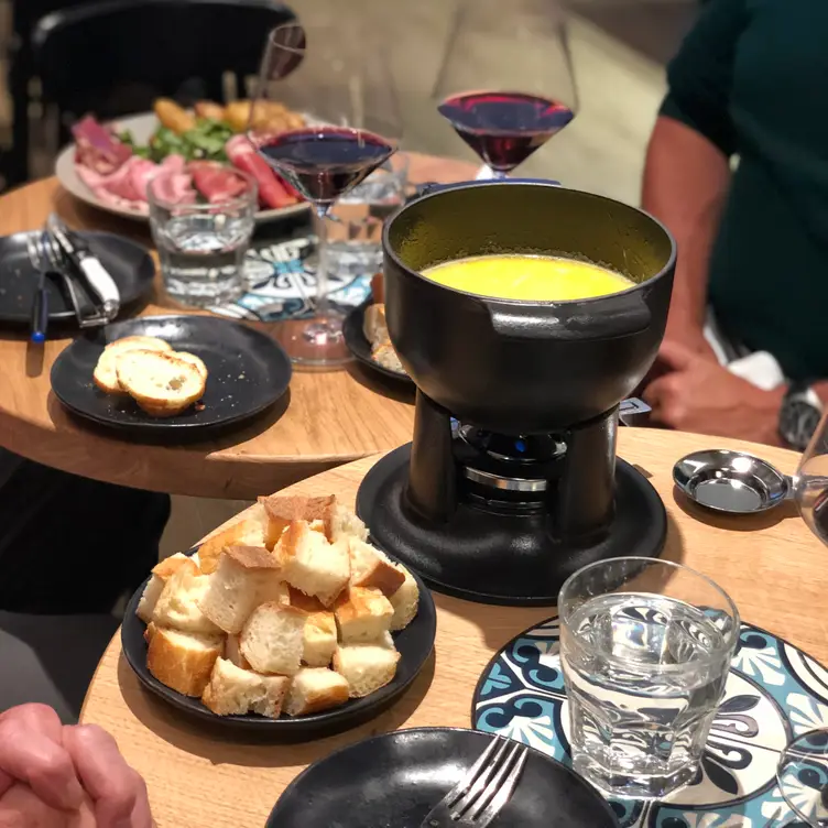 Photo credit: opentable