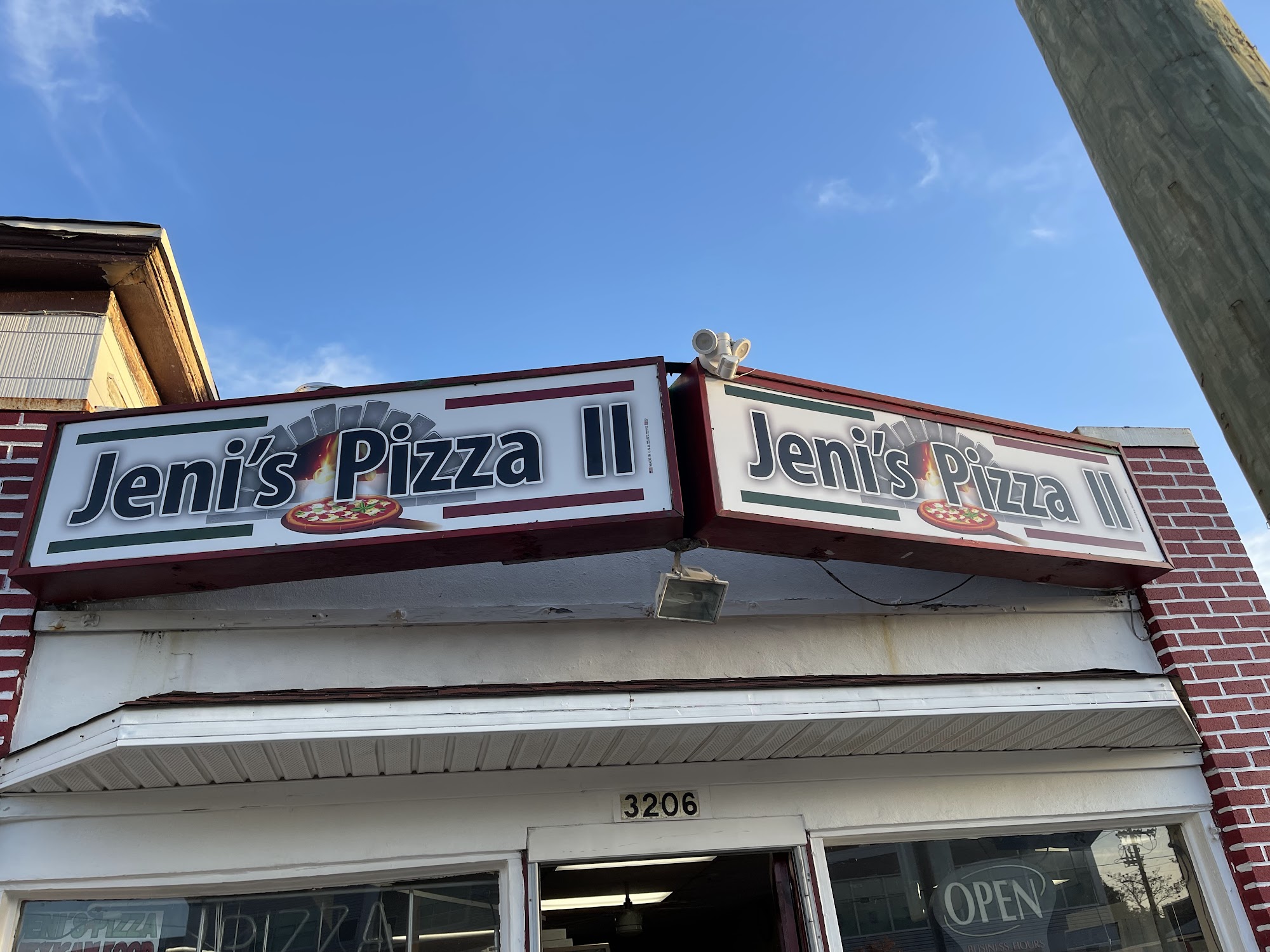 Jeni's Pizza