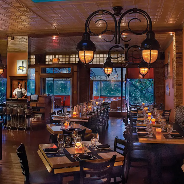 Photo credit: opentable