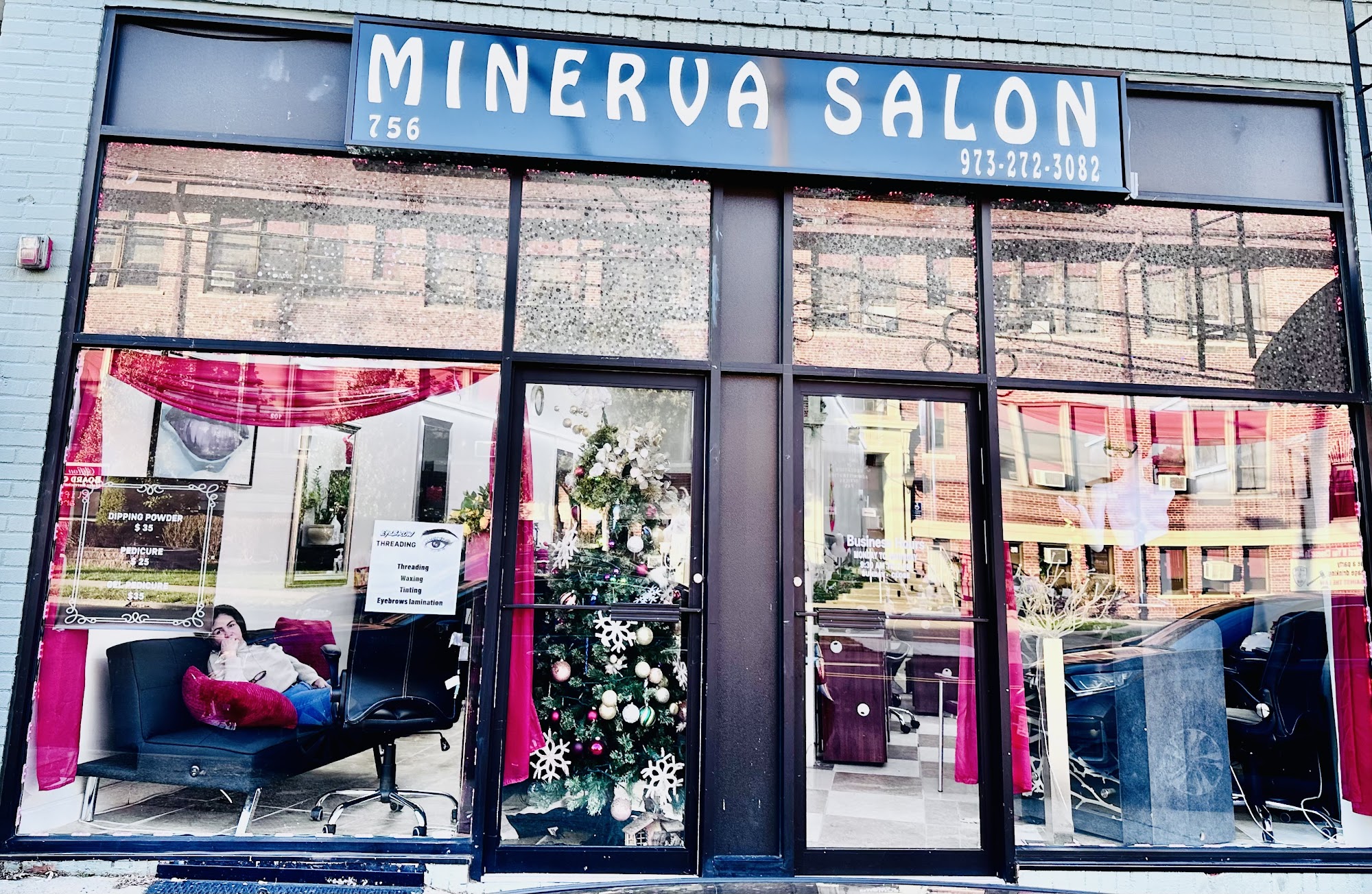 Minerva Salon