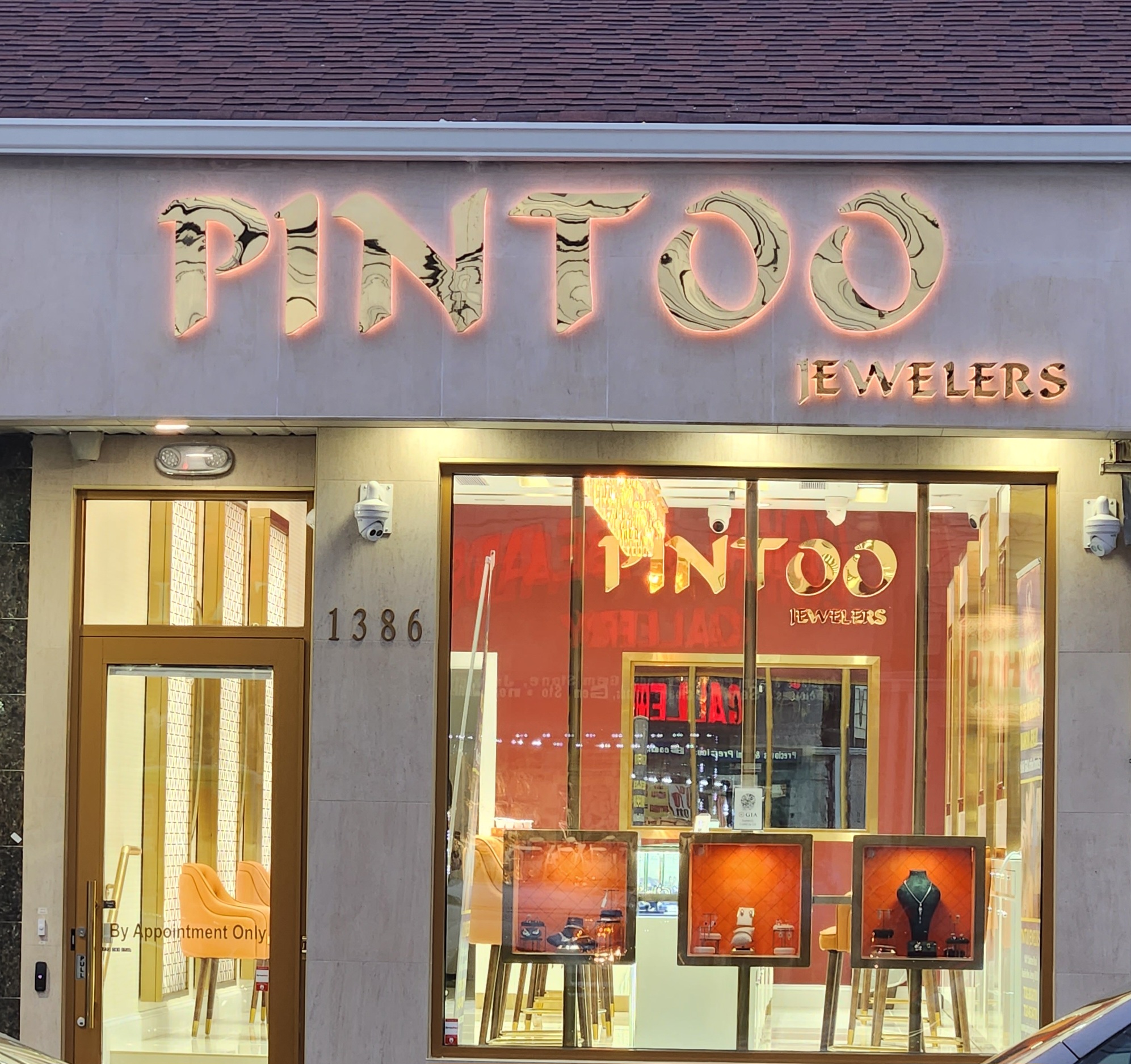 Pintoo Jewelers