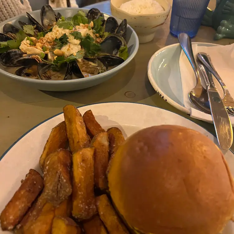 Photo credit: opentable