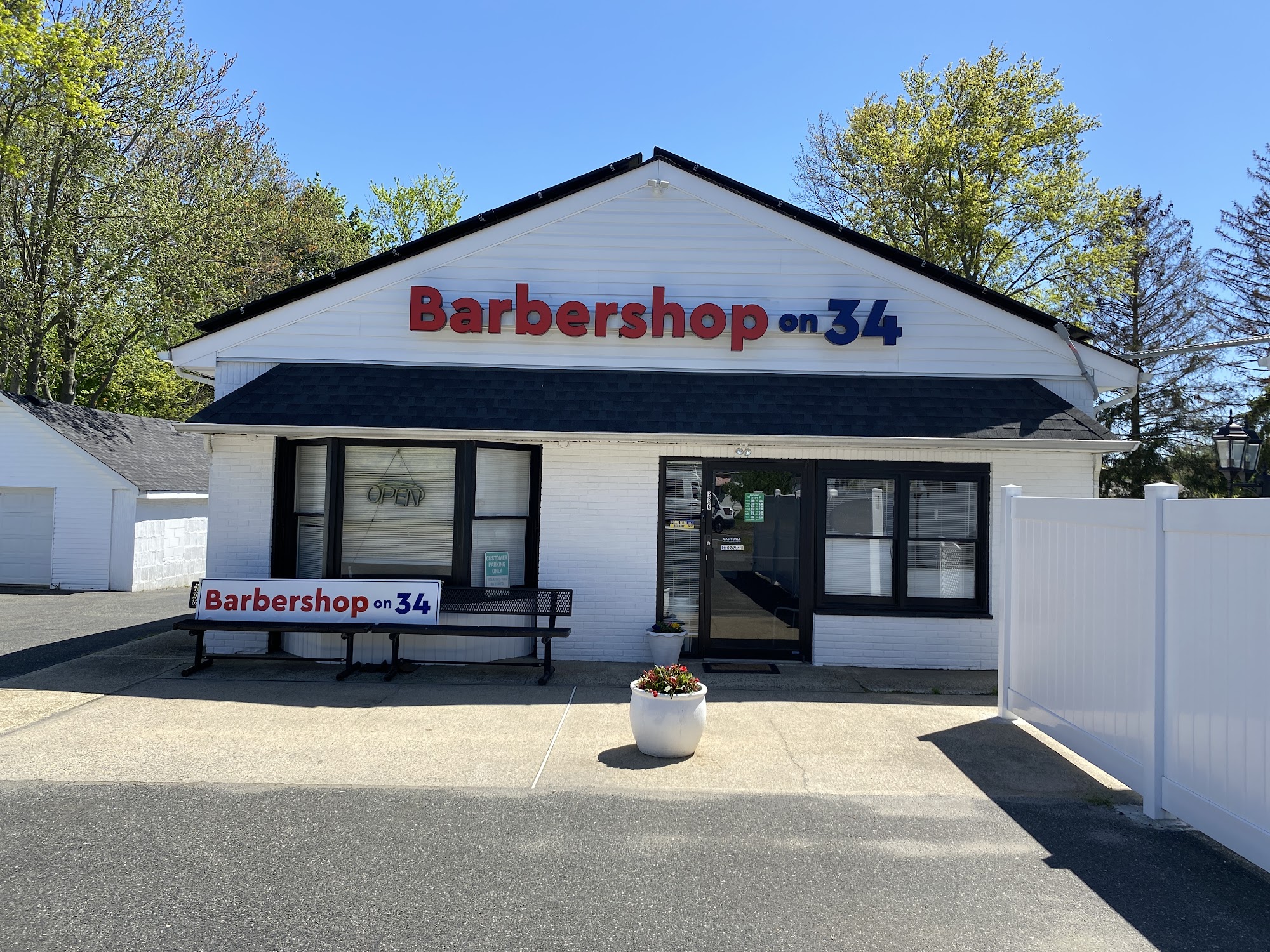 Barbershop on 34