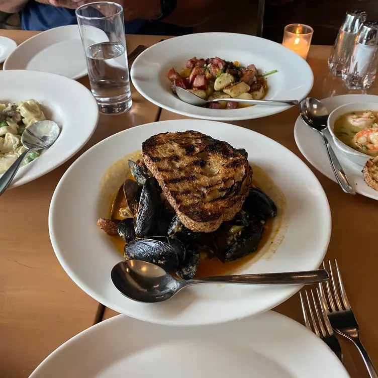 Photo credit: opentable
