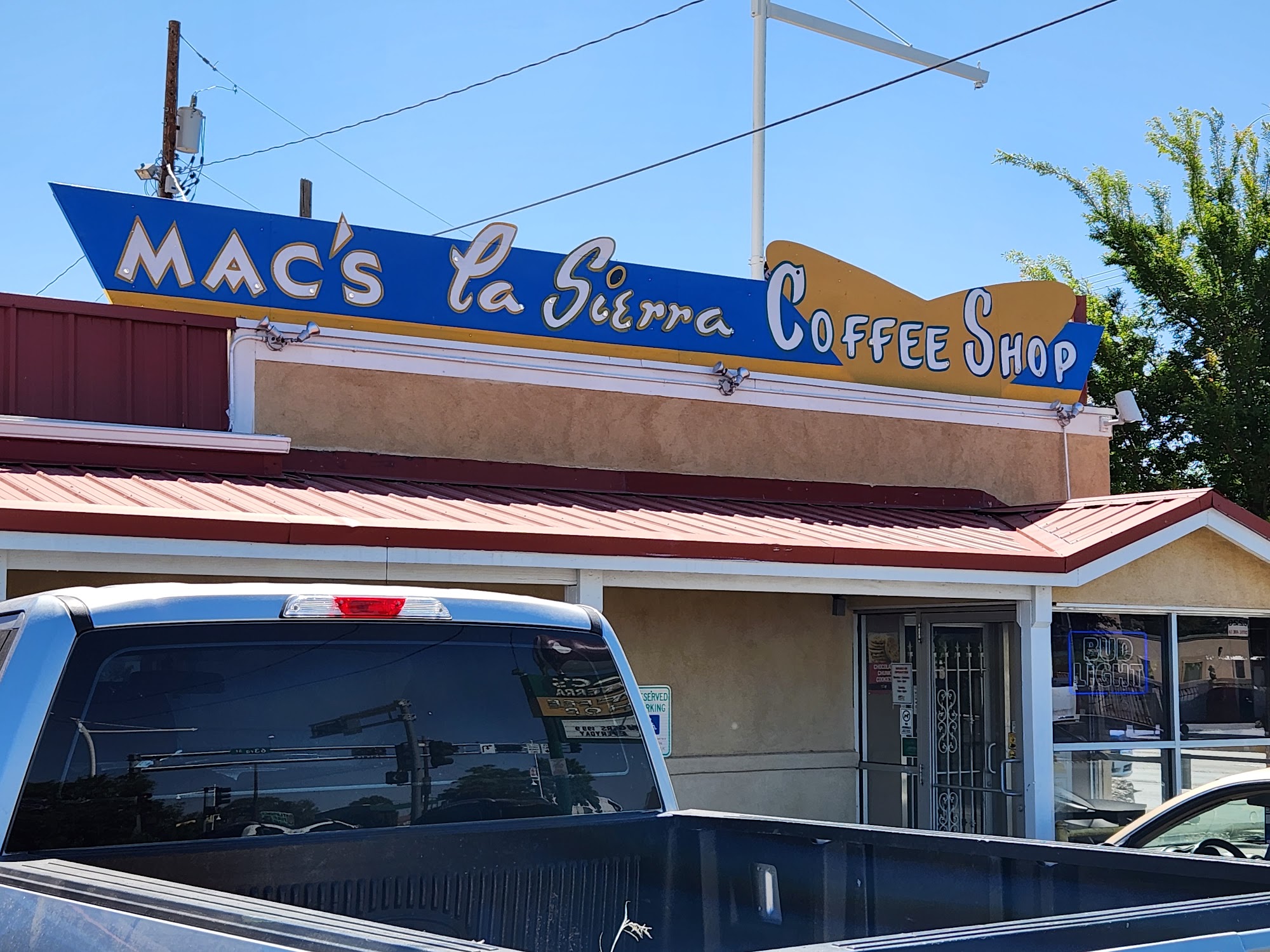 Mac's La Sierra Coffee Shop