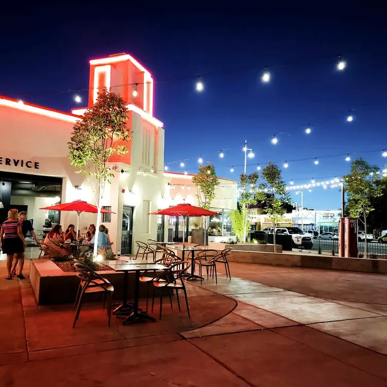 Photo credit: opentable