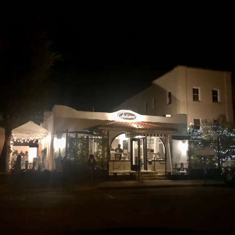 Photo credit: opentable