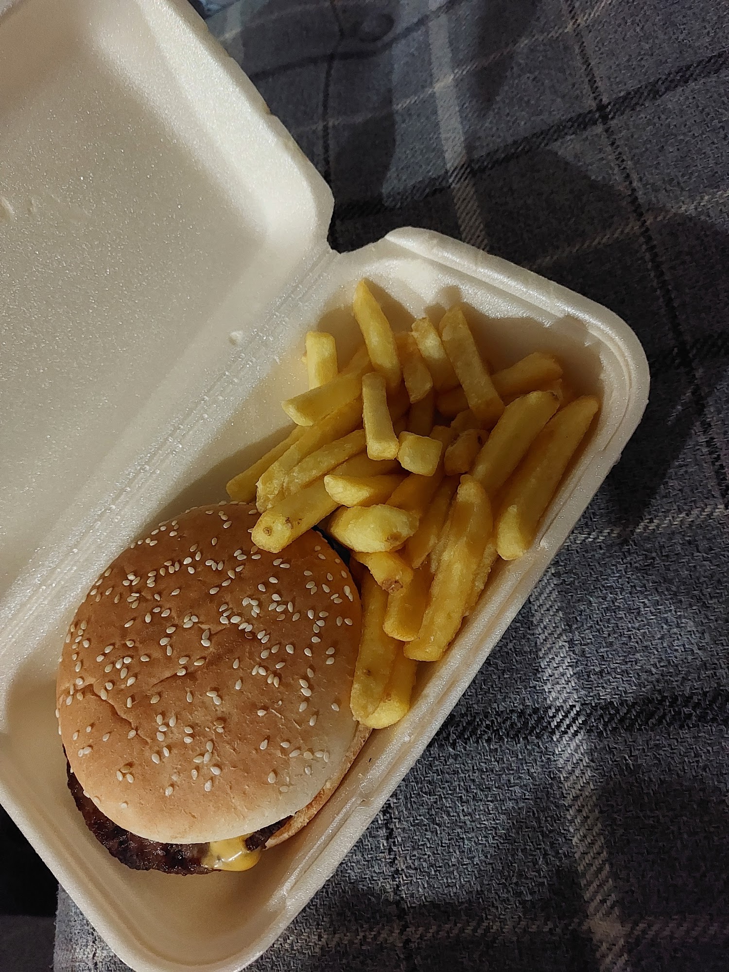 Eastfield Pizza 4 High St, Eastfield, Scarborough