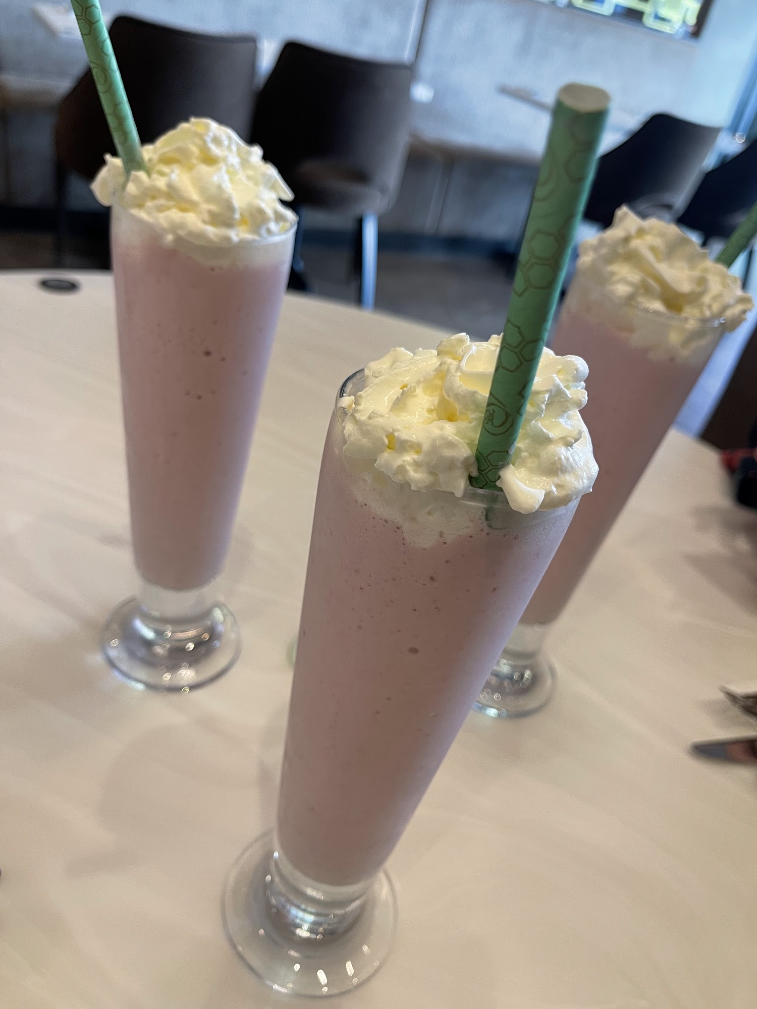 Heavenly Desserts Rushden Lakes Lakes Shopping Centre, West Terrace, Rushden