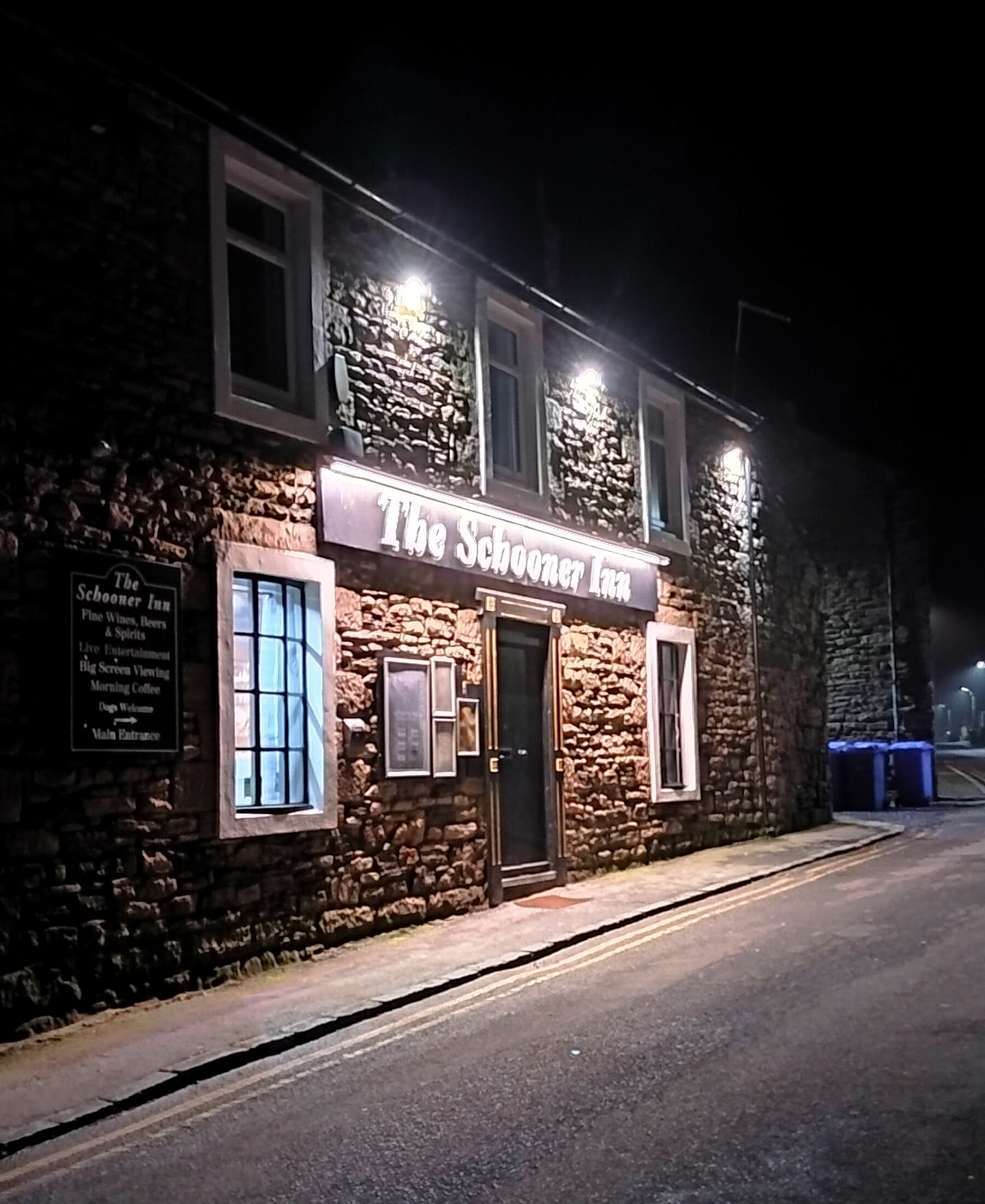 Schooner Inn 28 North St, Seahouses