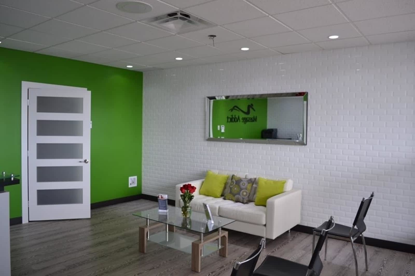 Photo credit: yellowpages.ca
