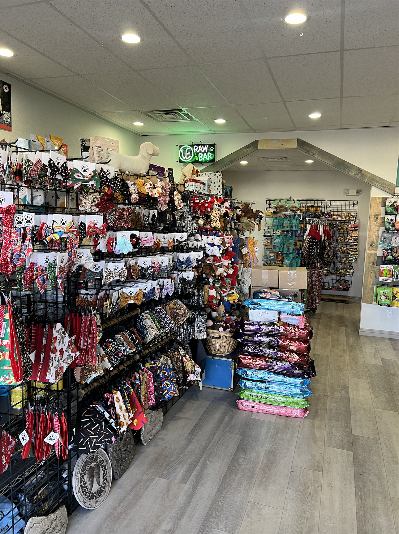 3rd Reef Pet Supplies and Dog Wash Henderson