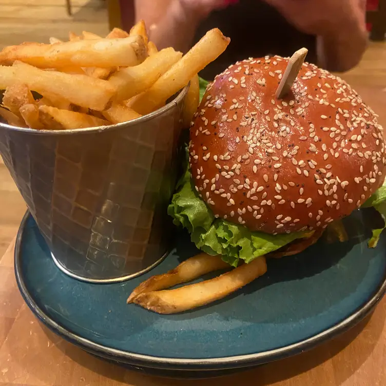 Photo credit: opentable