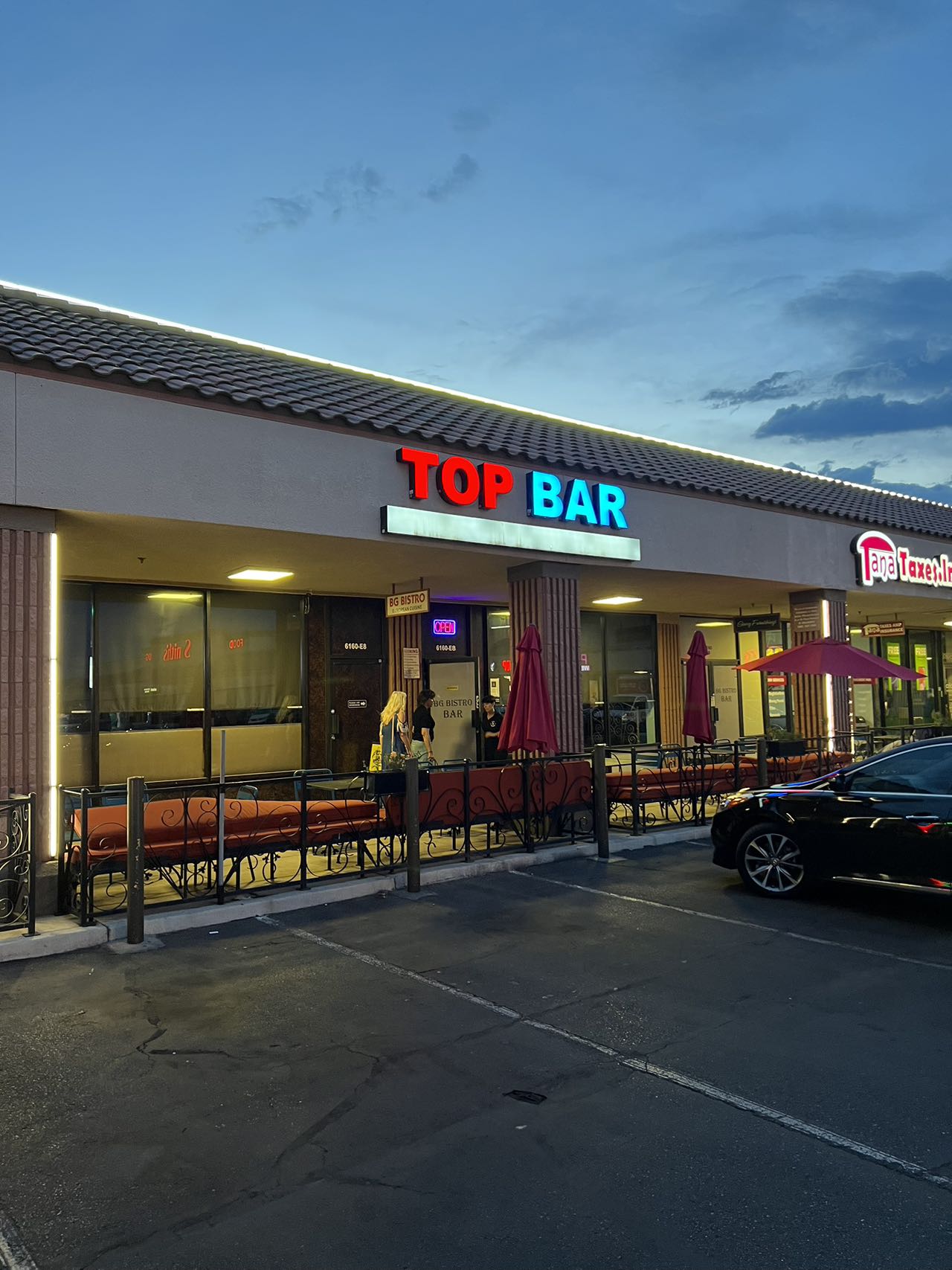 Top Bar Restaurant