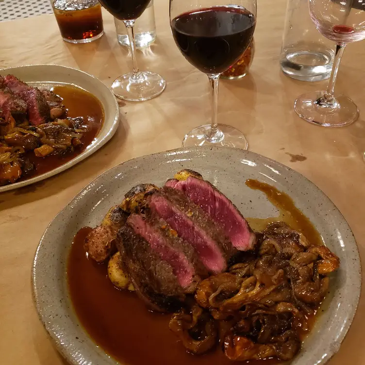 Photo credit: opentable
