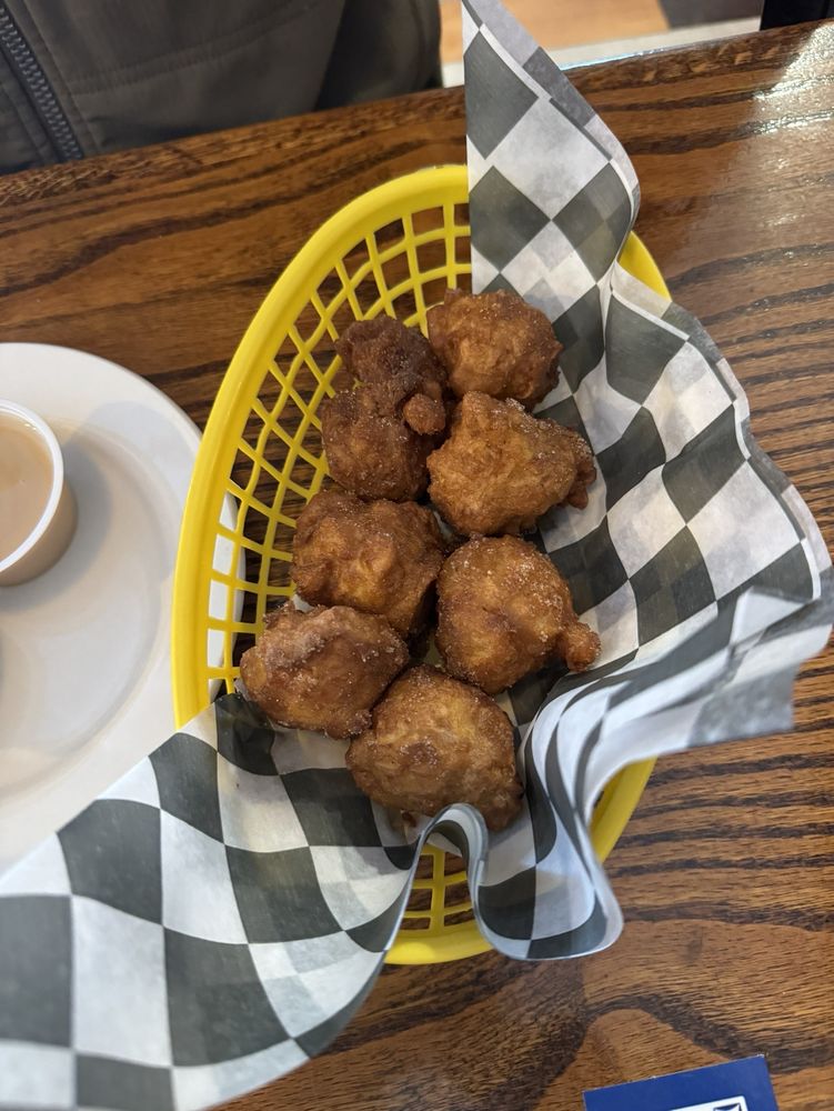 Traveling Gnome Diner LLC