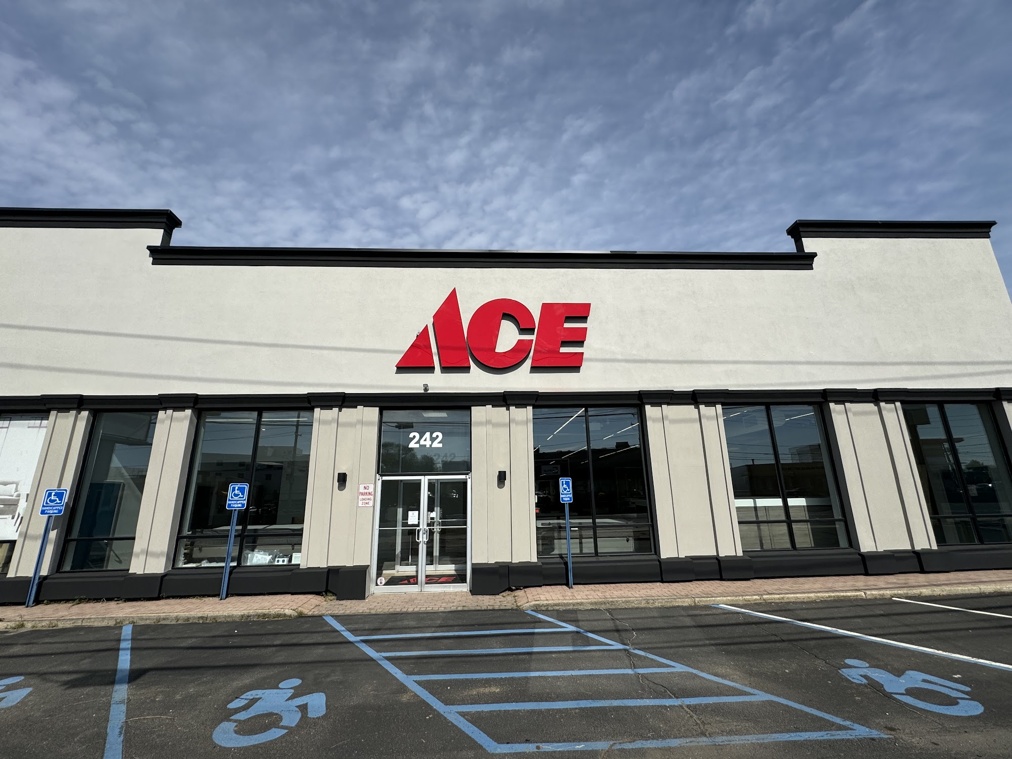 Costello's Ace Hardware of Farmingdale