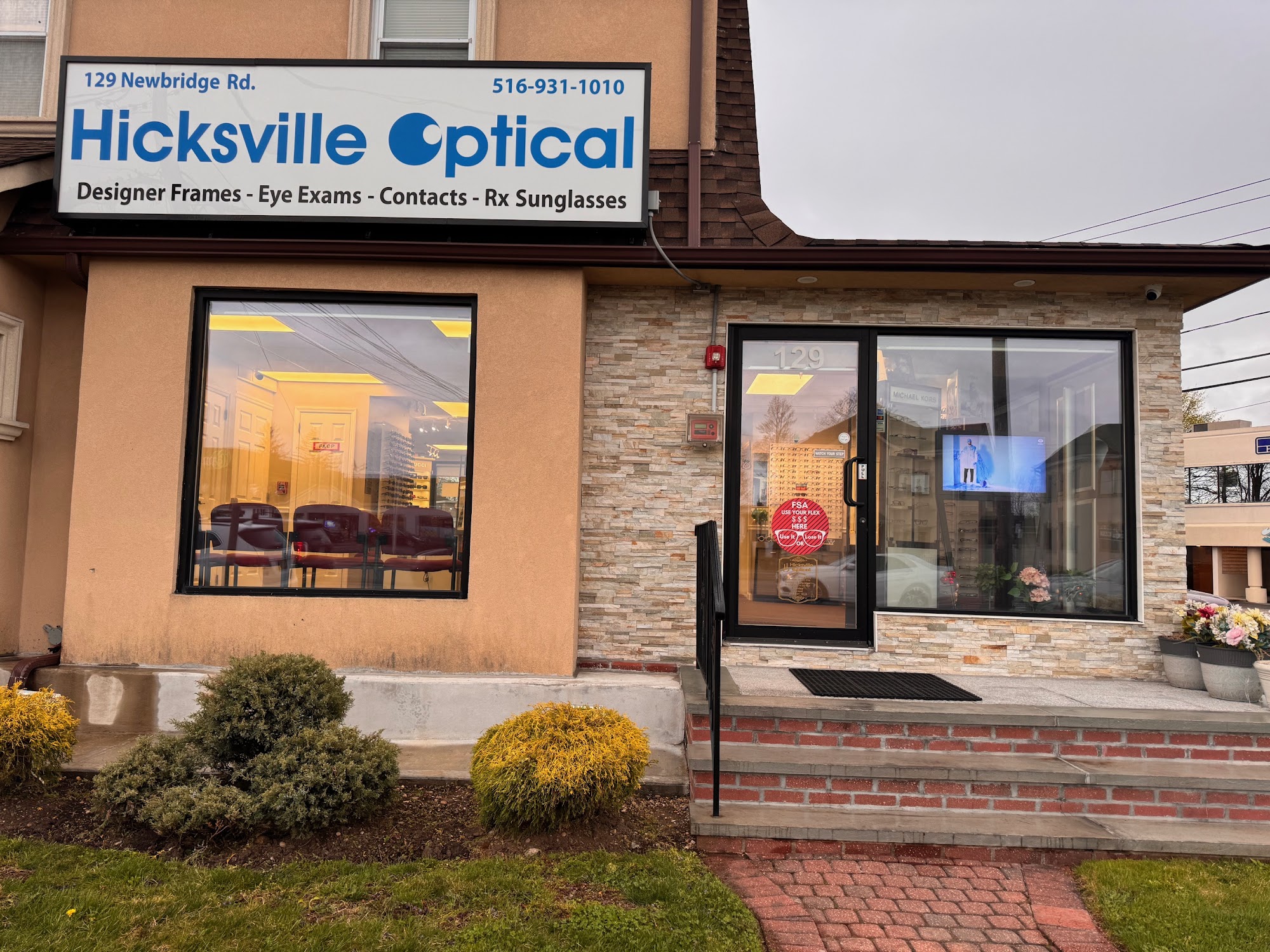 Hicksville Optical