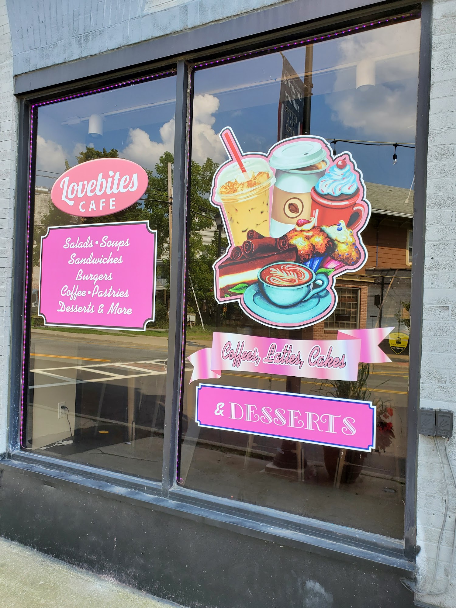 Lovebites Chocolate & Ice Cream Shoppe/Cafe