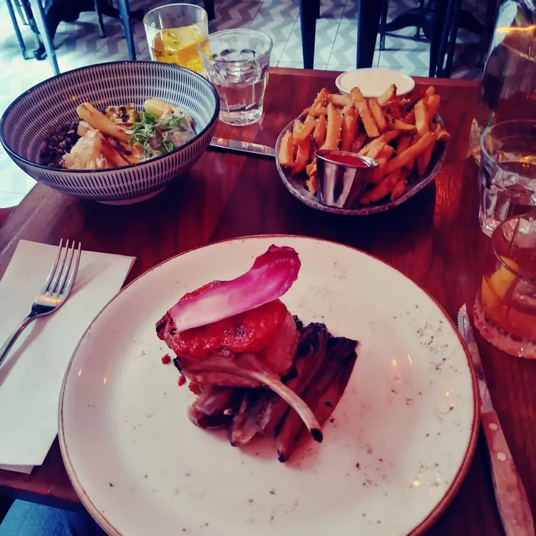 Photo credit: opentable