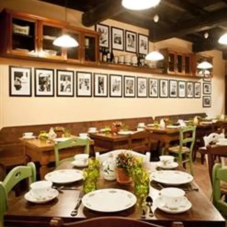 Photo credit: opentable