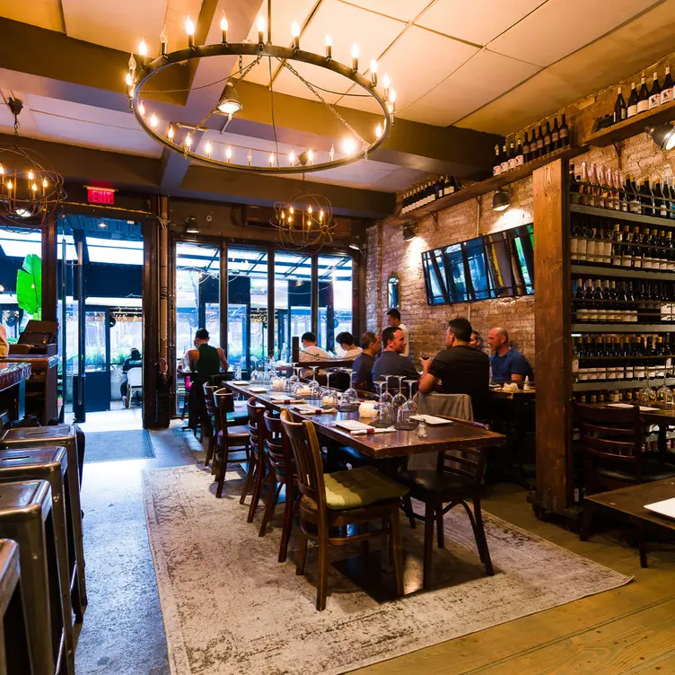 Photo credit: opentable