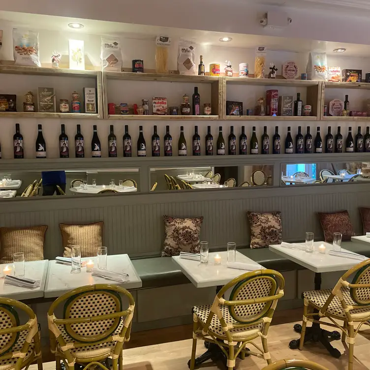 Photo credit: opentable
