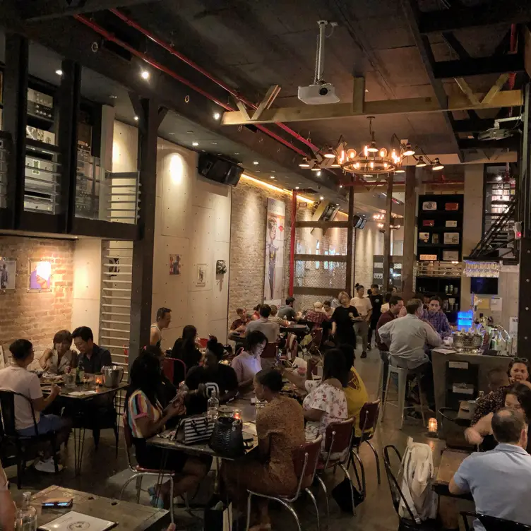 Photo credit: opentable