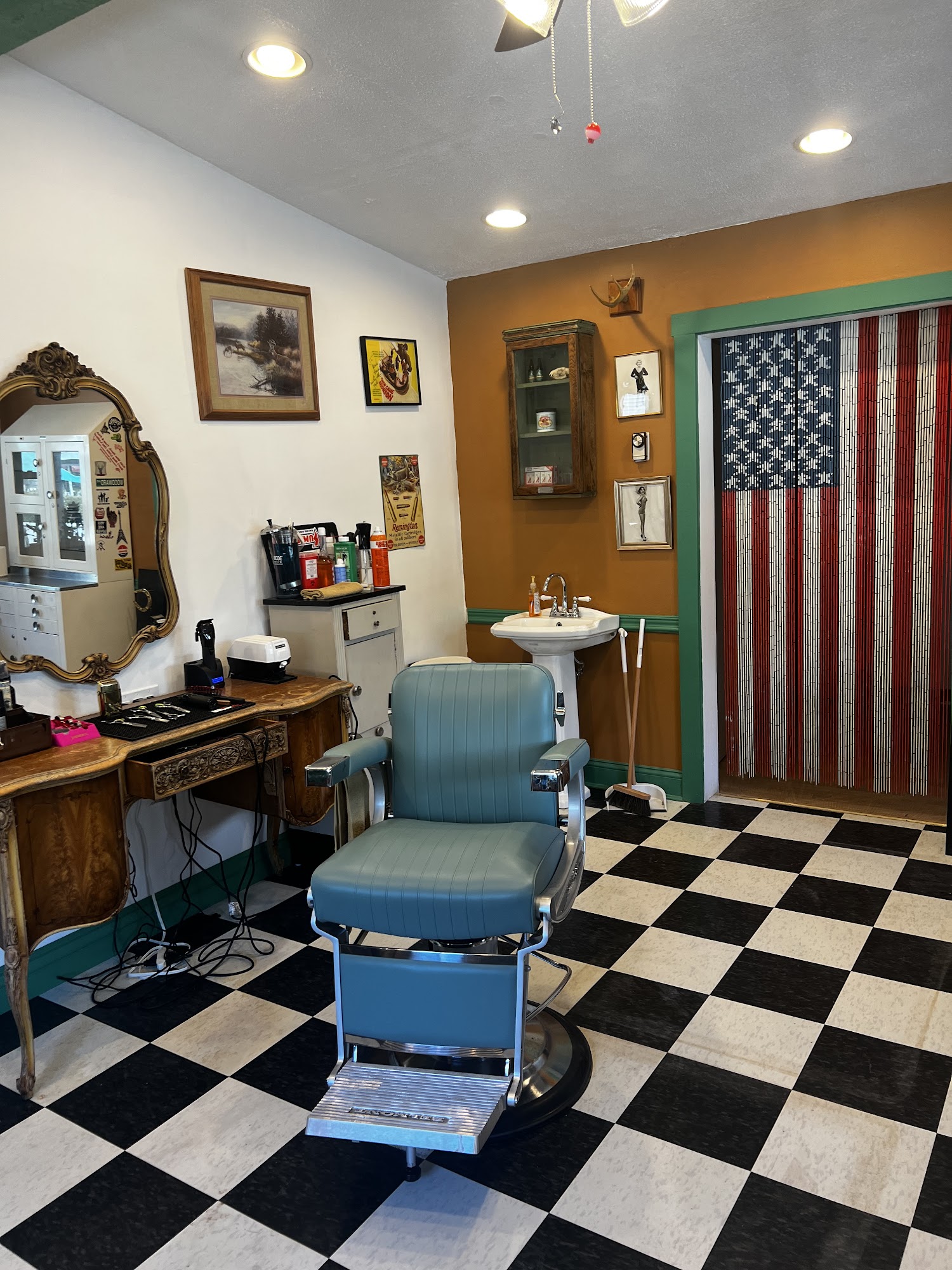 Freebird Barber & Goods 60 Main St, Phoenicia New York 12464