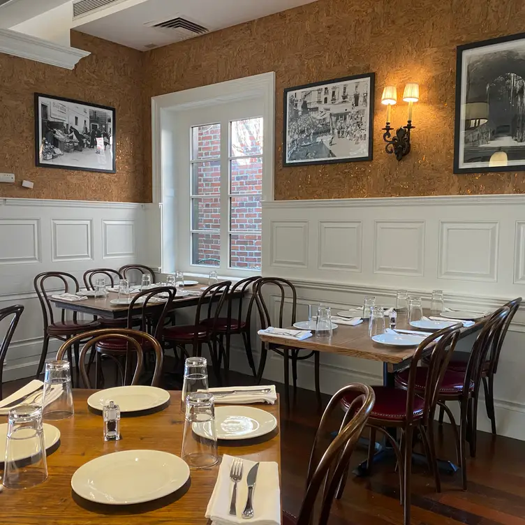 Photo credit: opentable