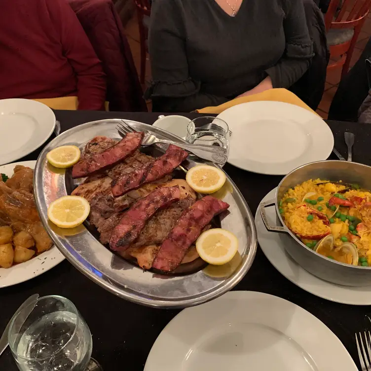 Photo credit: opentable