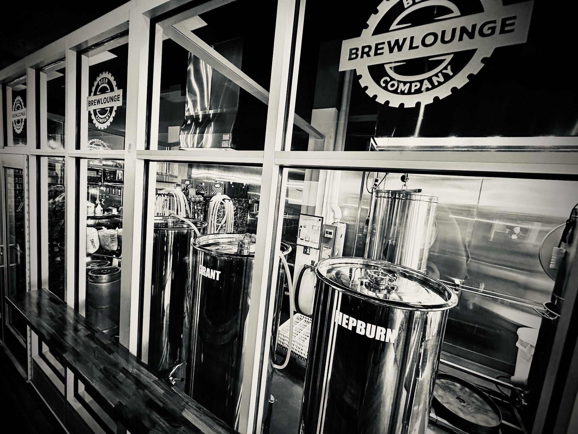 BrewLounge Beer Company