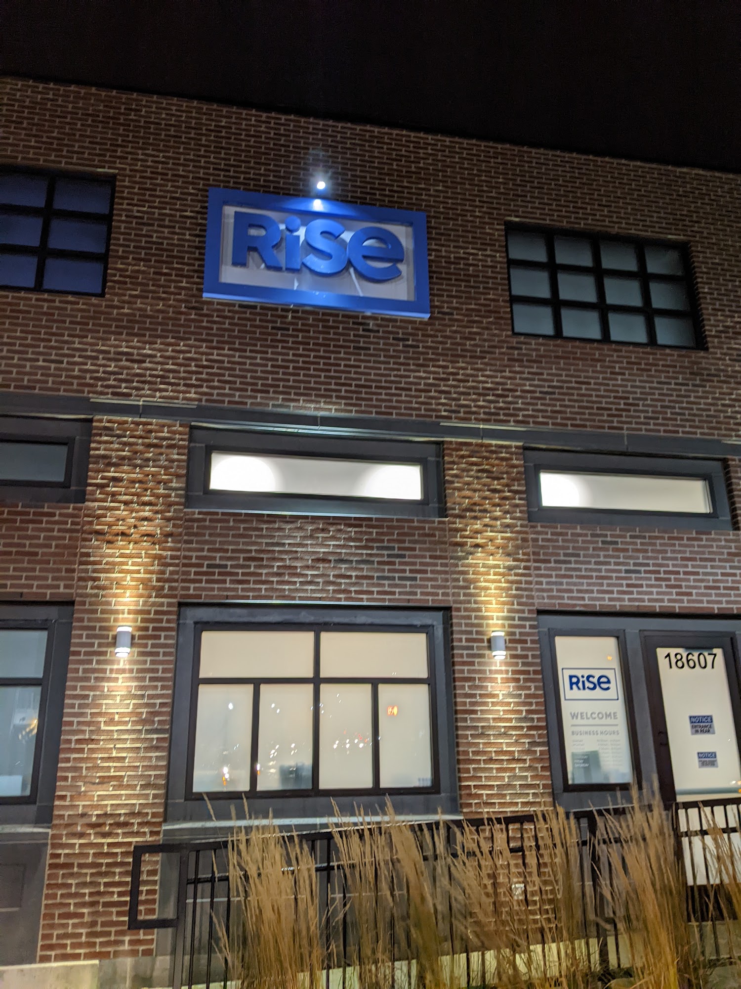 Rise Medical & Recreational Cannabis Dispensary Lakewood Detroit RISE MEDICAL MARIJUANA DISPENSARY LAKEWOOD (DETROIT) - Lakewood OH
