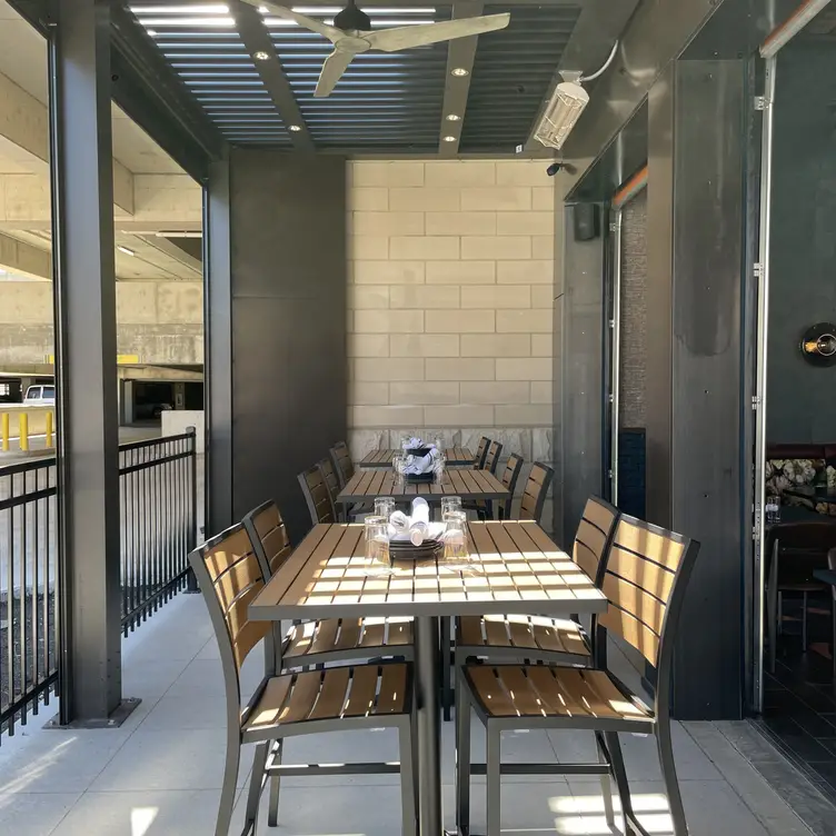 Photo credit: opentable