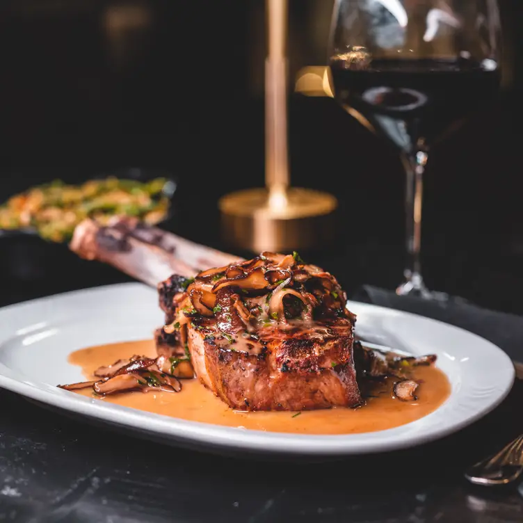 Photo credit: opentable