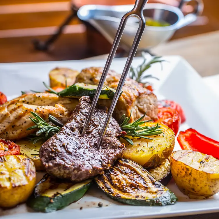Photo credit: opentable
