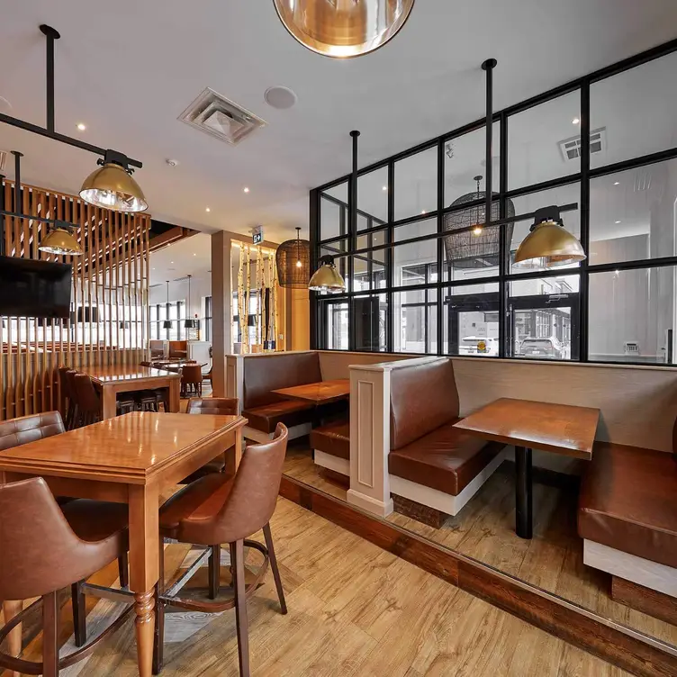 Photo credit: opentable