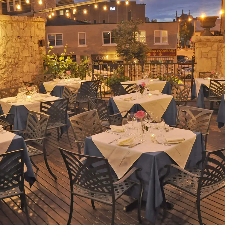 Photo credit: opentable