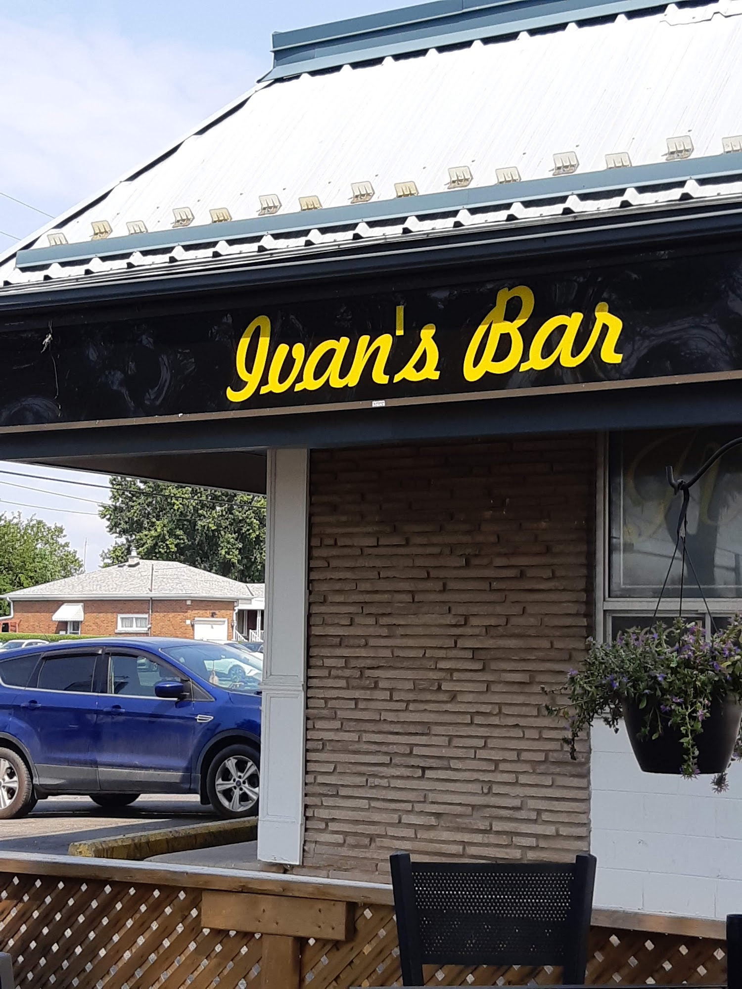 Ivan's Bar