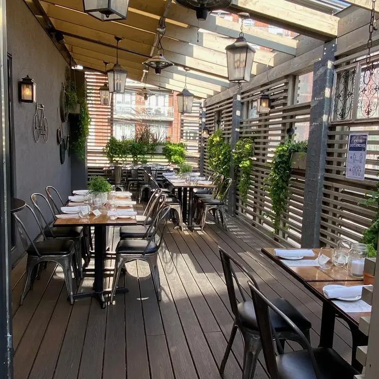 Photo credit: opentable