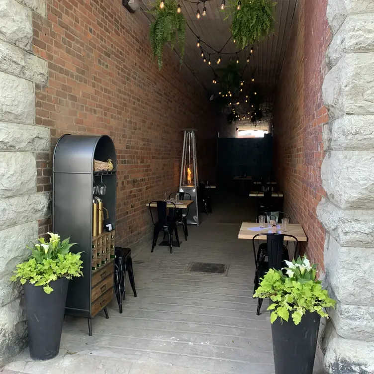 Photo credit: opentable