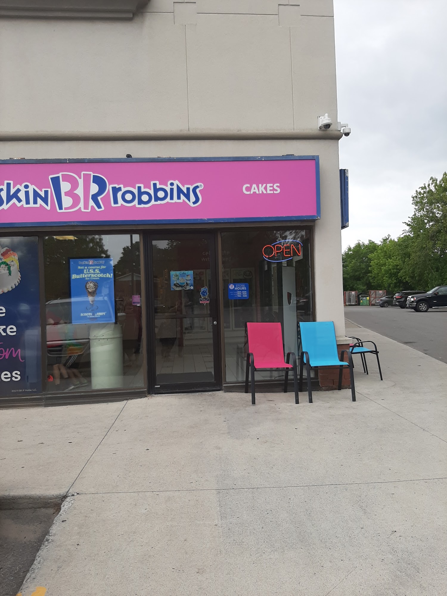 Baskin Robbins