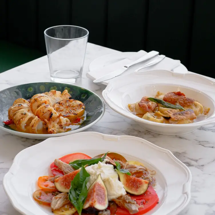 Photo credit: opentable