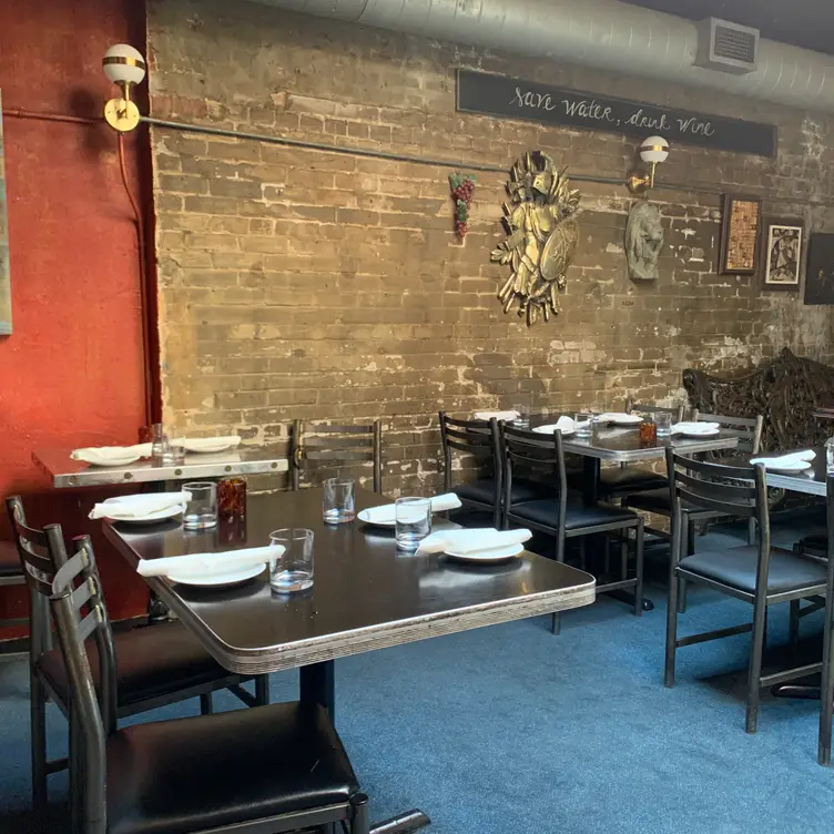 Photo credit: opentable